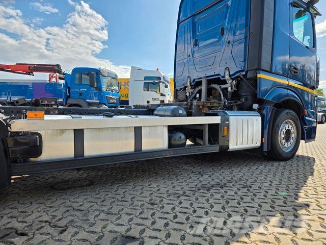 Mercedes-Benz Actros 2553 | 6E | Ret. Lenk . Ldbw I Jumbo Chassier