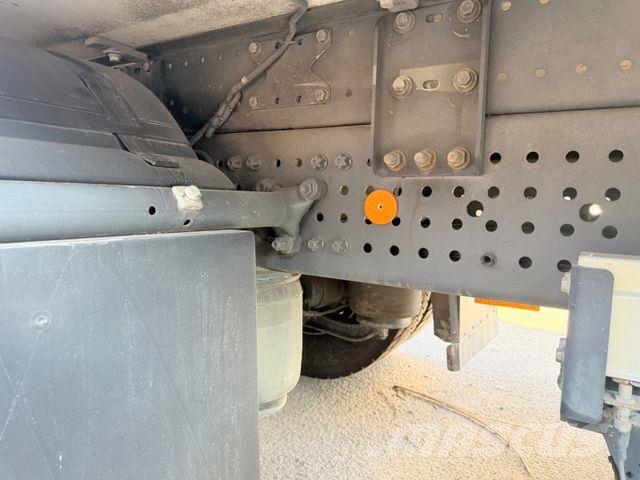 Mercedes-Benz Actros 1843L/Tiefkühl/ThermokingT-600R/Retarder/ Camion frigorifique