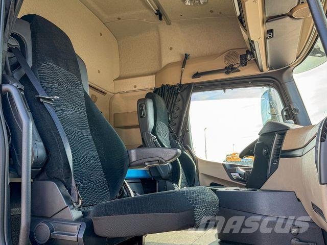 Mercedes-Benz ACTROS 2645 Pritsche 6,15 m + HIAB 211 EP-5 FUNK Автокрани