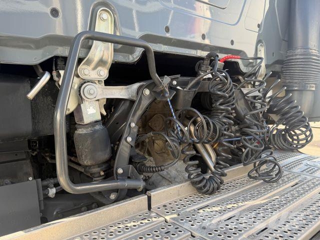 Mercedes-Benz Actros 1848 Öl-Retarder Style-Line BigSpace Mega Vlačilci