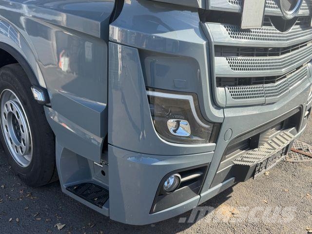 Mercedes-Benz Actros 1848 Öl-Retarder Style-Line BigSpace Mega Vlačilci