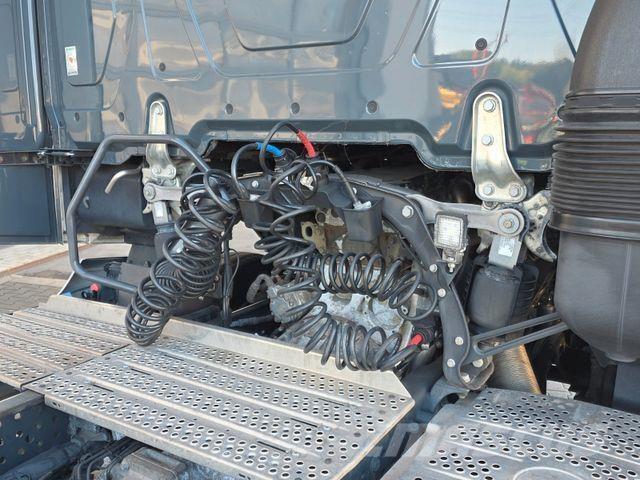 Mercedes-Benz Actros 1848 LS Retarder SoloStar BigSpace 2x 牵引车