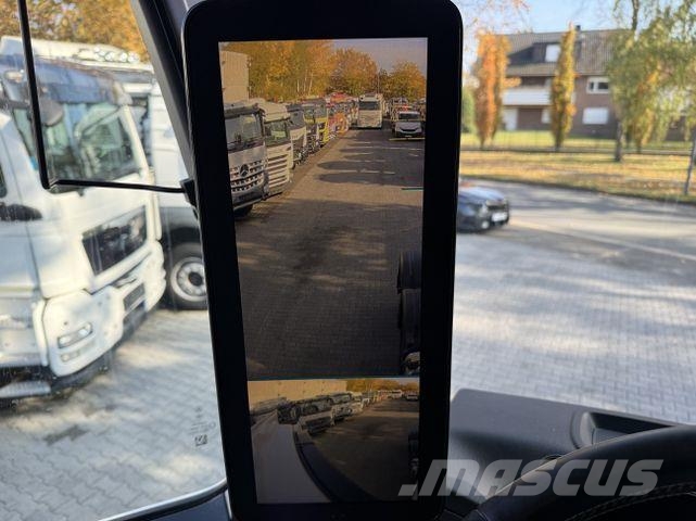 Mercedes-Benz Actros MP5 2551 6X2 Kran Fassi F185 牵引车