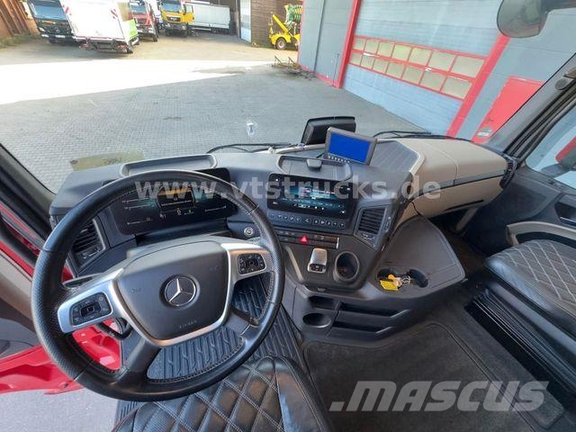 Mercedes-Benz Actros 1853 GigaSpace | Retarder | Mirror 牵引车