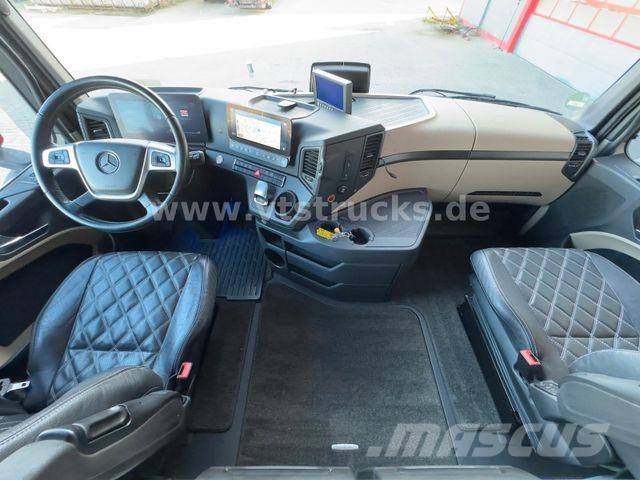 Mercedes-Benz Actros 1853 GigaSpace | Retarder | Mirror 牵引车