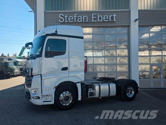 Mercedes-Benz Actros 1846 LS Hydraulik, ADR, 2 x Nebenantrieb 中古トラクターヘッド | トレーラーヘッド