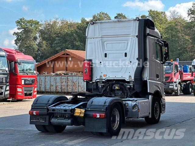 Mercedes-Benz Actros 1843 ADR-Zulassung, 2-Kreis Hydraulik Sattelzugmaschinen