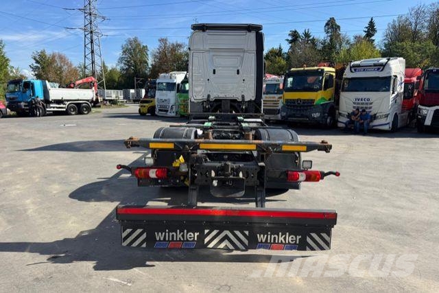 Mercedes-Benz Actros 1840 4x2 BDF Chassis met cabine