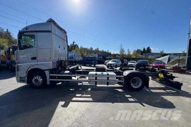 Mercedes-Benz Actros 1840 4x2 BDF Chassis met cabine