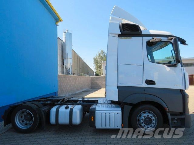 Mercedes-Benz ACTROS 1842*Motor13 Liter*Low*Aut*Tank 990 l وحدات الجر