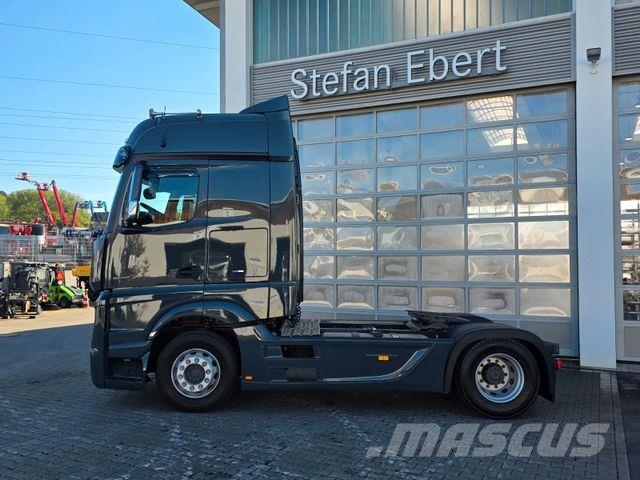 Mercedes-Benz Actros 1848 LS Retarder SoloStar BigSpace 2x 牵引车