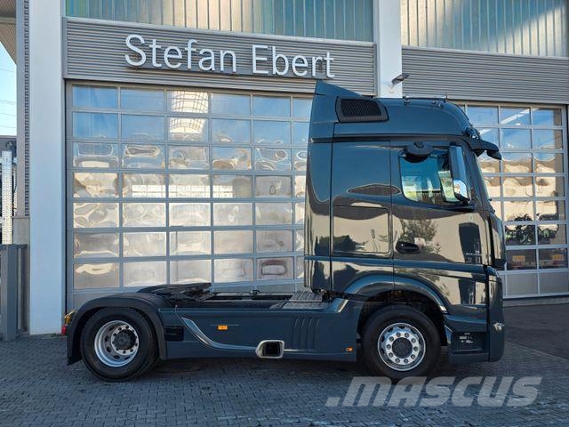 Mercedes-Benz Actros 1848 LS Retarder SoloStar BigSpace 2x 牵引车