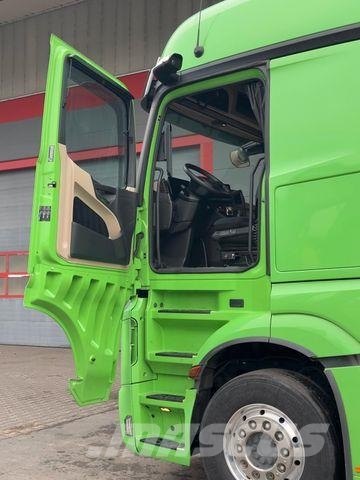 Mercedes-Benz Actros 1848 LS 4x2 BL/Retarder/Navi/MIRROR/Klima Vlačilci