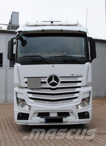 Mercedes-Benz Actros 1845 牵引车