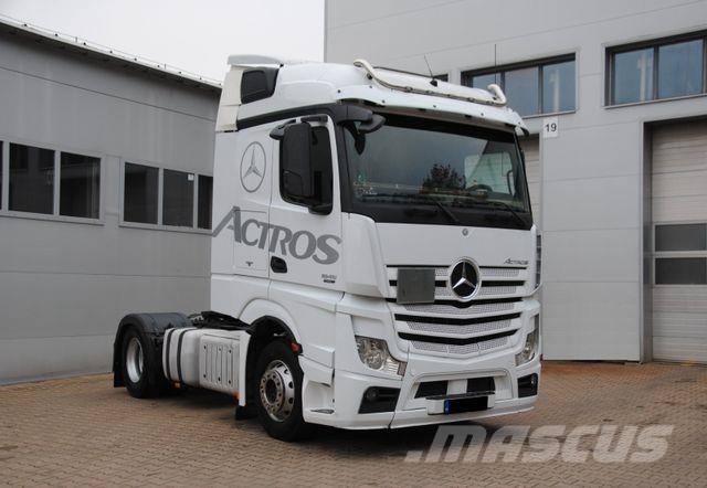 Mercedes-Benz Actros 1845 牵引车