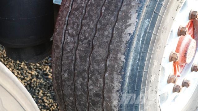 Mercedes-Benz Actros 1845 Zug Kipper Dreiseitenkipper Getreide Самоскиди