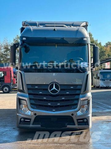Mercedes-Benz Actros 2545 6x2 LL 4.Stock Menke Hubdach Tränke Dyretransport