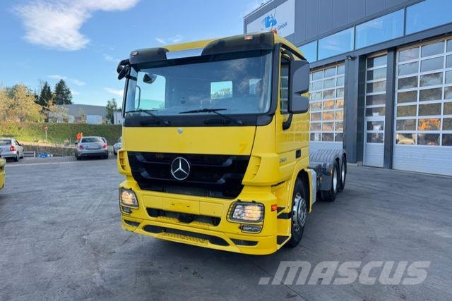 Mercedes-Benz Actros 2651 V8 6x4 وحدات الجر
