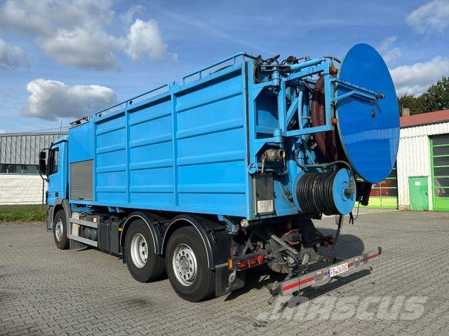 Mercedes-Benz Actros 2536 6x2-4 / Moos FAE 865 / Öl Fett Combi / vacuum trucks