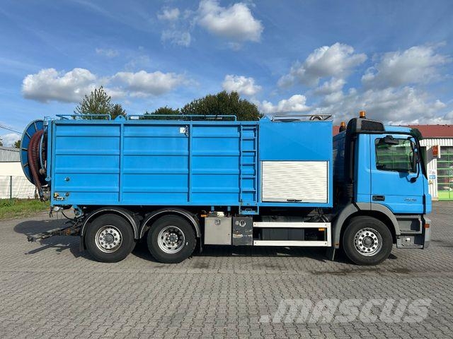 Mercedes-Benz Actros 2536 6x2-4 / Moos FAE 865 / Öl Fett Combi / vacuum trucks