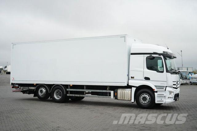 Mercedes-Benz ACTROS / 2543 / E 6 / MP 5 / KONTENER + WINDA / Фургони