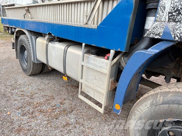 Mercedes-Benz Actros 2046 4X4 BB Maschinentrans + Zugmaschine Ďalšie nákladné vozidlá