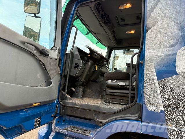Mercedes-Benz Actros 2046 4X4 BB Maschinentrans + Zugmaschine Ďalšie nákladné vozidlá