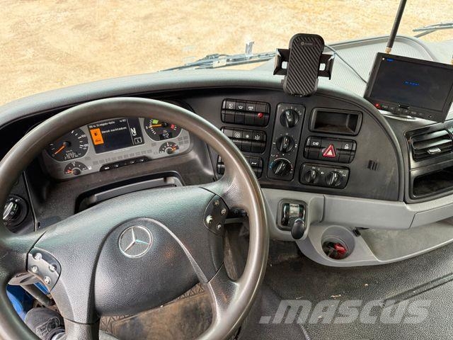 Mercedes-Benz Actros 2046 4X4 BB Maschinentrans + Zugmaschine Ďalšie nákladné vozidlá