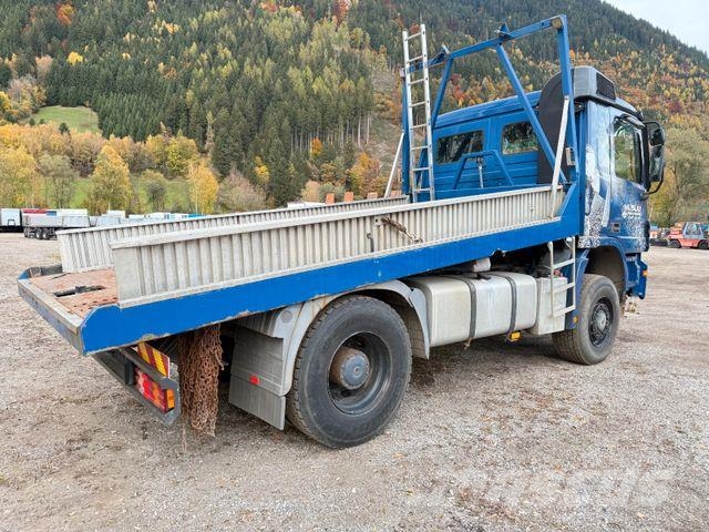 Mercedes-Benz Actros 2046 4X4 BB Maschinentrans + Zugmaschine Ďalšie nákladné vozidlá