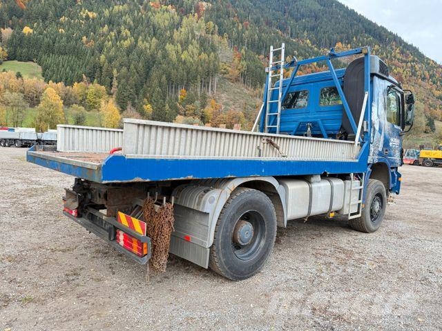 Mercedes-Benz Actros 2046 4X4 BB Maschinentrans + Zugmaschine Ďalšie nákladné vozidlá