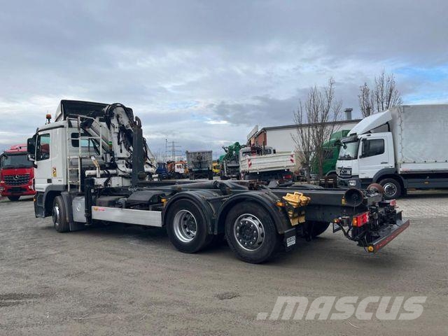 Mercedes-Benz Actros 2541 L6x2 Abrollkipper mit Kran Funk+Grei Φορτηγά με Γερανό