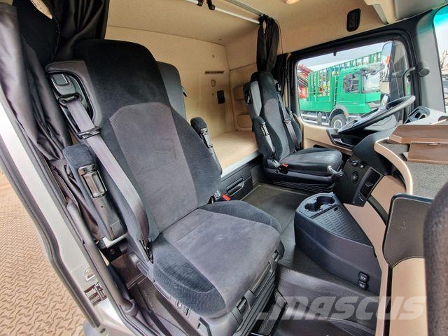 Mercedes-Benz Actros 2545 /für Tierkadaver / mit Waage Tipper trucks