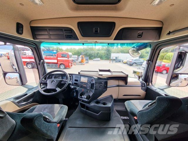 Mercedes-Benz Actros 2545 /für Tierkadaver / mit Waage Tipper trucks