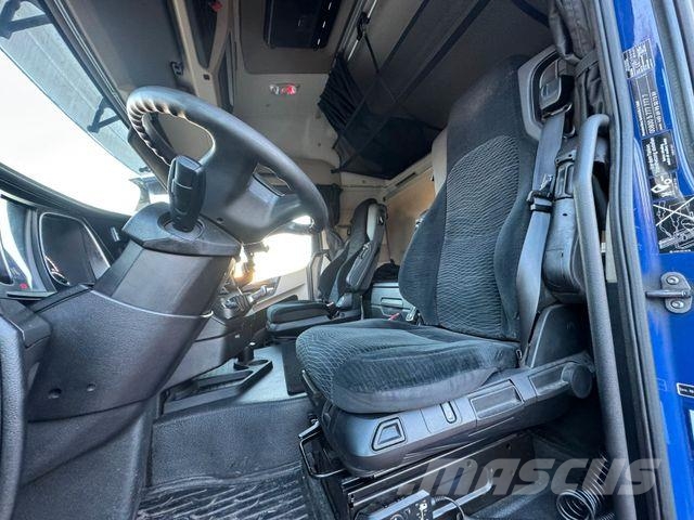 Mercedes-Benz Actros 2545 6x2 Getränkewagen Samochody ciężarowe ze skrzynią zamkniętą