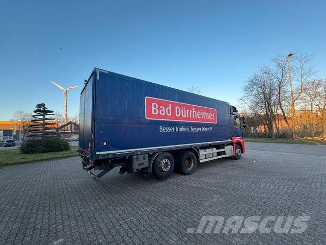 Mercedes-Benz Actros 2545 6x2 Getränkewagen Samochody ciężarowe ze skrzynią zamkniętą