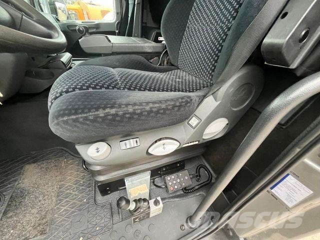 Mercedes-Benz Actros 2546 L 6x2 SZM / Kran HMF 1444 faltbar Camiones tractor