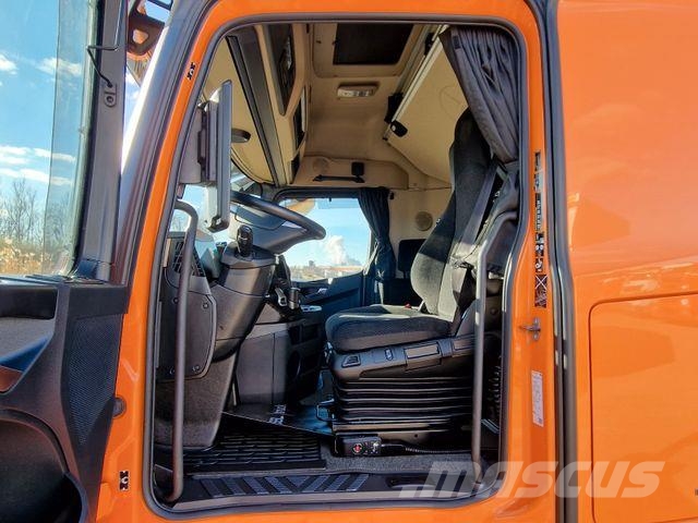Mercedes-Benz Actros 2548 / Retarder / Aluklappen / 6E Tentautod