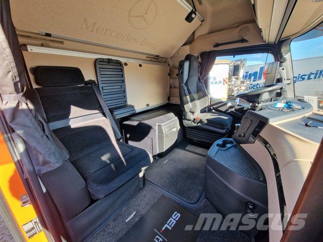 Mercedes-Benz Actros 2548 / Retarder / Aluklappen / 6E Tentautod