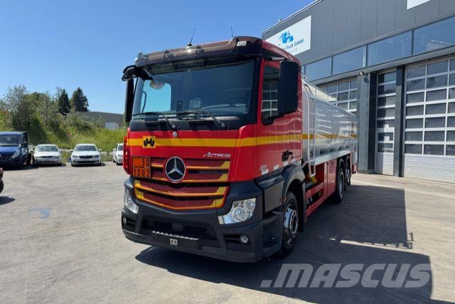 Mercedes-Benz Actros 2551 6x2 Tank 21'600L Camiones cisternas