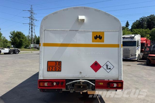 Mercedes-Benz Actros 2551 6x2 Tank 21'600L Camiones cisternas