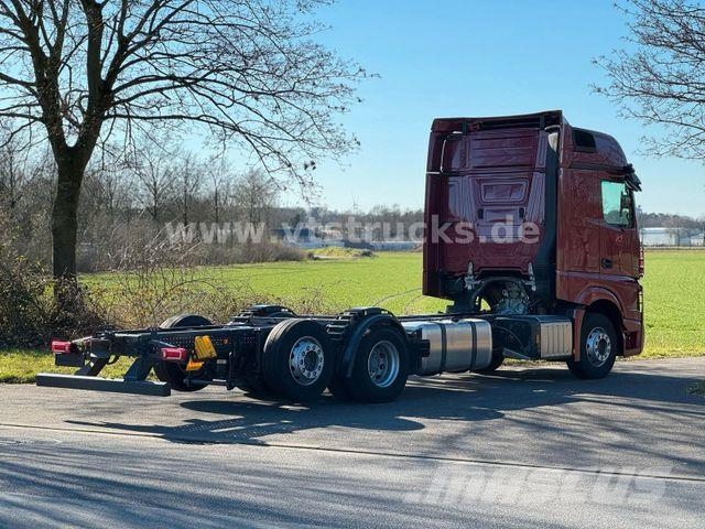 Mercedes-Benz Actros 2551 L 6x2 RETAR/LED/TOUCH/VIRTUAL/MIRROR Camiones chasis