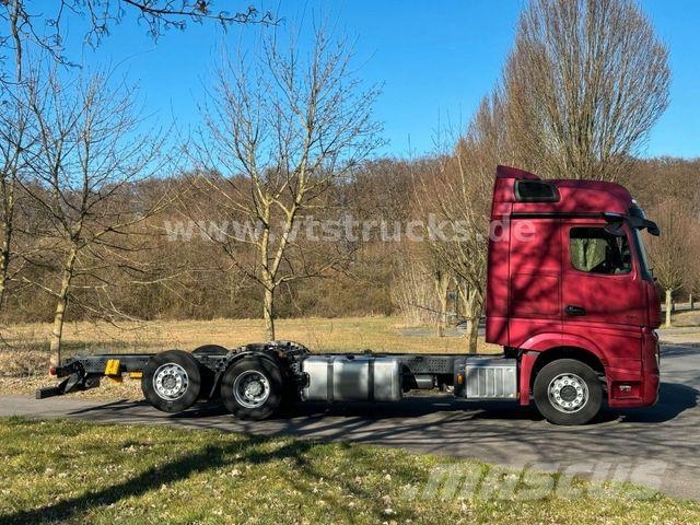 Mercedes-Benz Actros 2551 L 6x2 RETAR/LED/TOUCH/VIRTUAL/MIRROR Camiones chasis