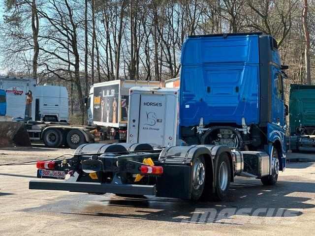 Mercedes-Benz Actros 2553 L 6x2 LL Retarder/MirrorCam/StyleLin 平板车