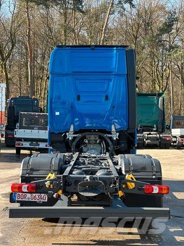Mercedes-Benz Actros 2553 L 6x2 LL Retarder/MirrorCam/StyleLin 平板车