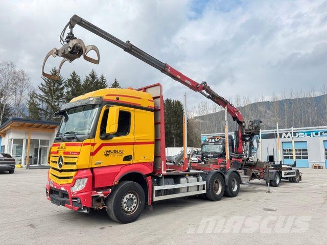 Mercedes-Benz Actros 2851 6X4 BL Retarder Kran PENZ 15Z Transporte de madera
