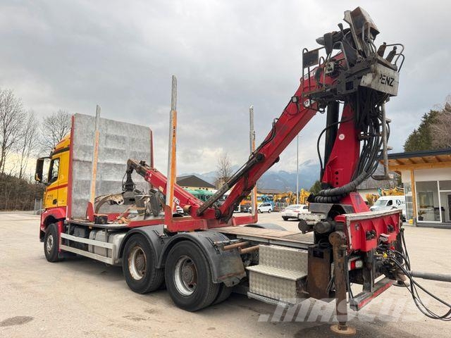 Mercedes-Benz Actros 2851 6X4 BL Retarder Kran PENZ 15Z Transporte de madera