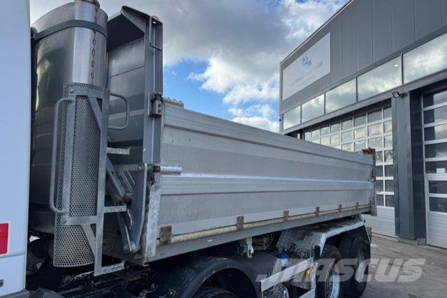 Mercedes-Benz Actros 3246 8x4 Meiller Camion benne