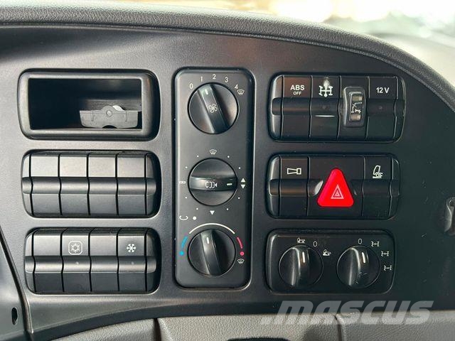 Mercedes-Benz Actros 3348 6x6 Kipper mit HIAB 1300RS 83 Tipper trucks