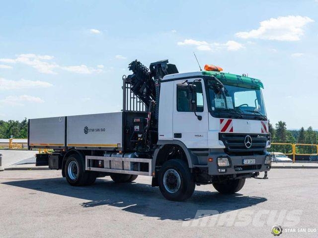 Mercedes-Benz Actrosr2044A 4x4 Hiab 211 EP-5 Crane Camiones grúa