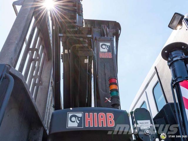 Mercedes-Benz Actrosr2044A 4x4 Hiab 211 EP-5 Crane Camiones grúa